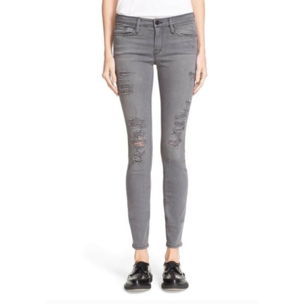 FRAME Le Skinny de Jeanne in‎ Wilshire Gray Distressed Jeans